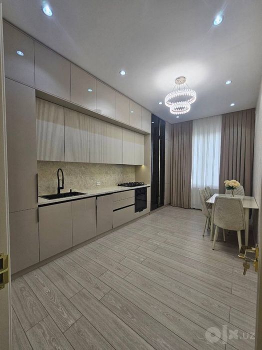 Срочно продается квартира Ц2