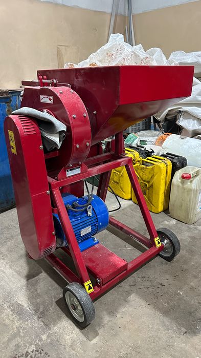 ЗерноДробилка Pom AUGUSTOW