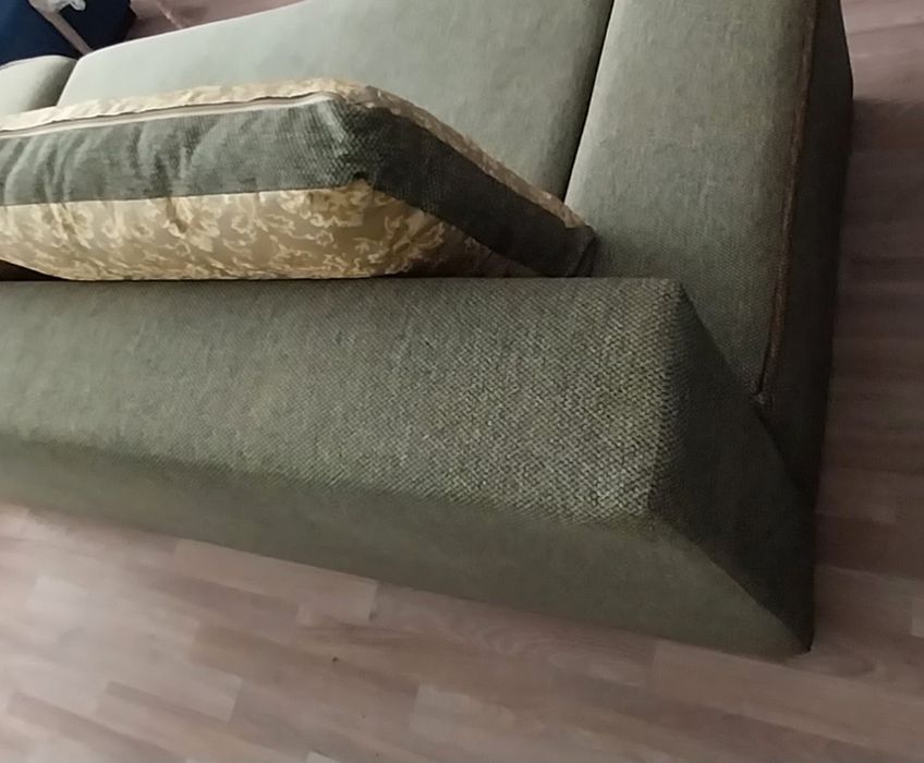 Срочно продам диван тахта