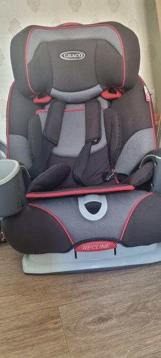 Продаю  автокресло