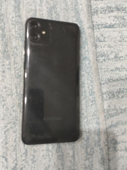 Продам Самсунг а 04