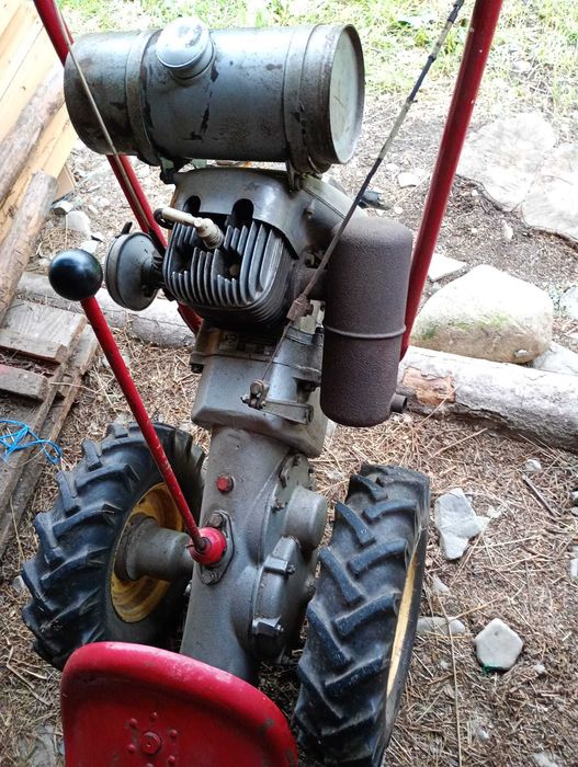 Vând cositoare rotax in stare foarte bună.