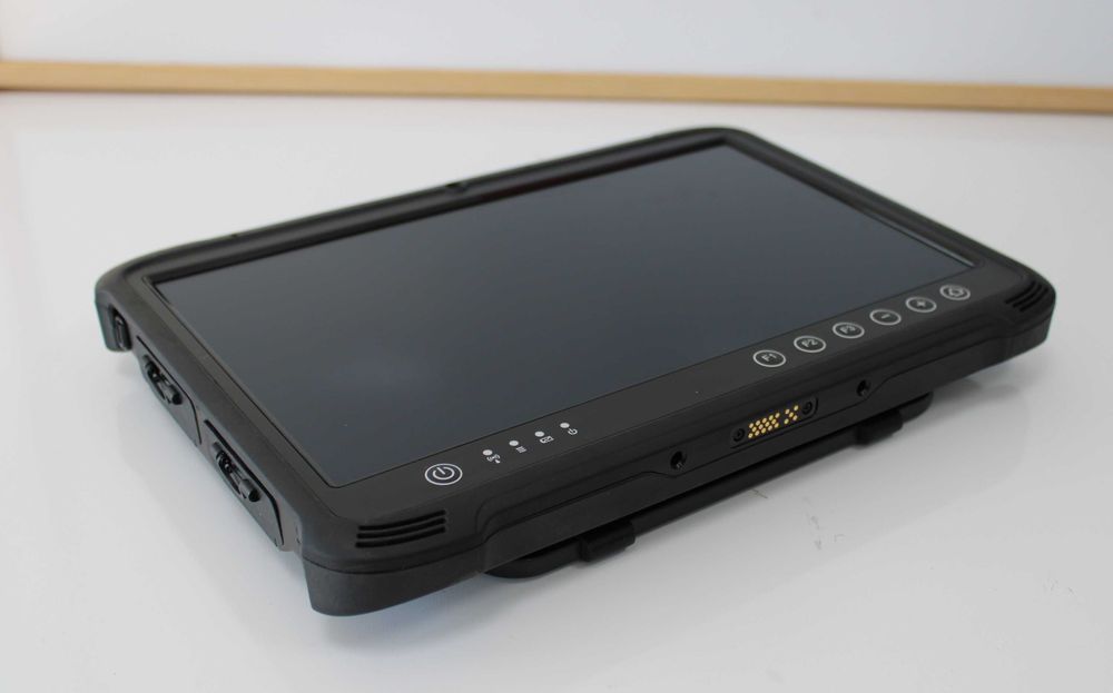 Winmate M133W Rugged Windows Tablet