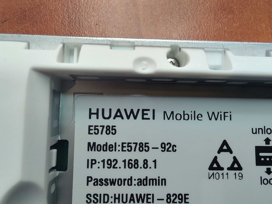 Modem internet mobil  MIFI WIFI cartela SIM 4G 4G+ LTE Huawei E5785