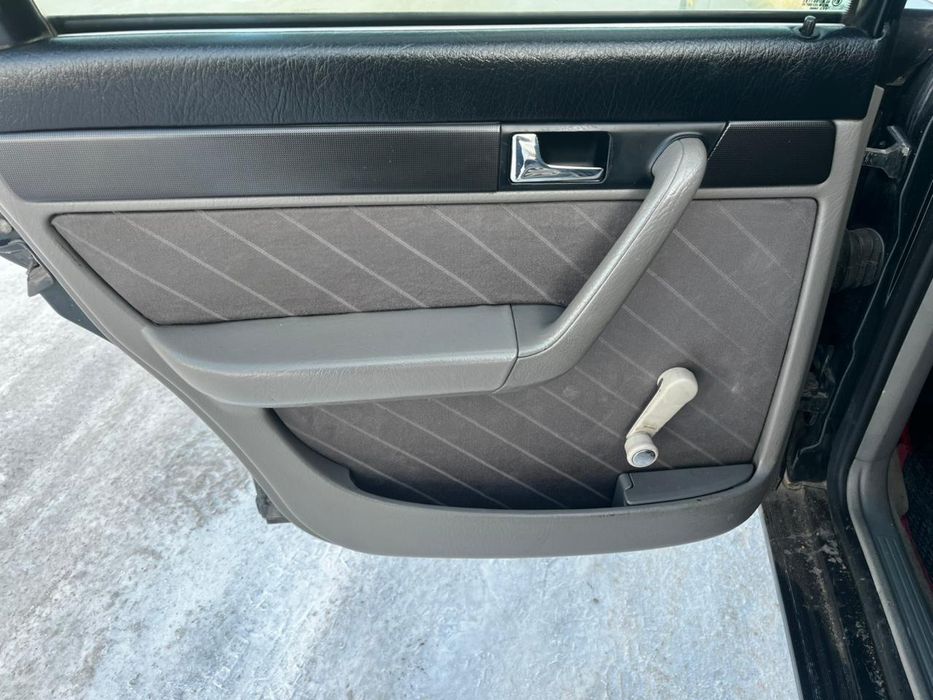 Продам Ауди а6 с4