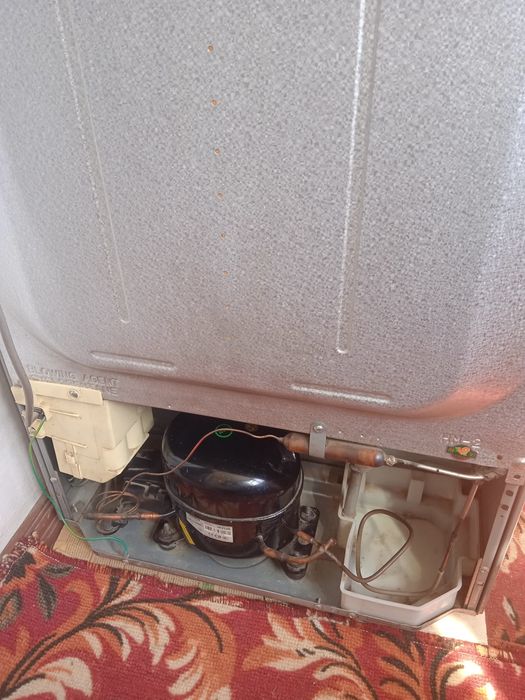 Двух камерный холодильник LG