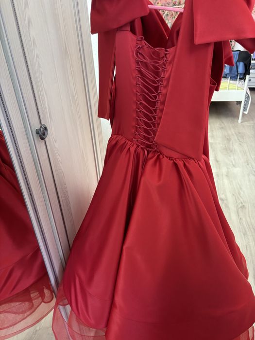 Платье нарядное для девочки