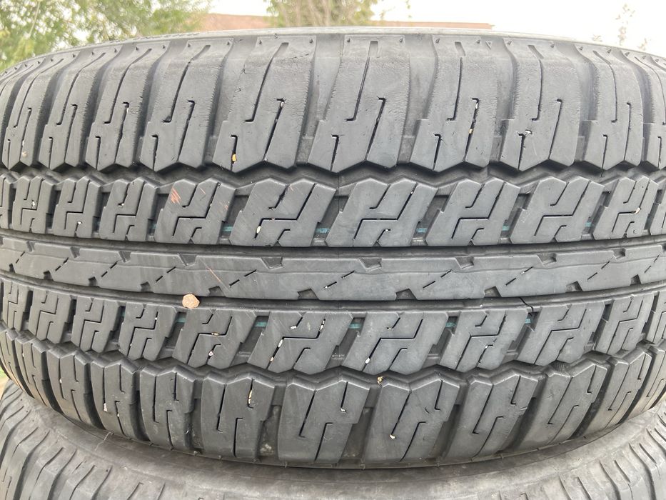 Три штуки летние шины 285/60/18 285/60R18 Bridgestoone.