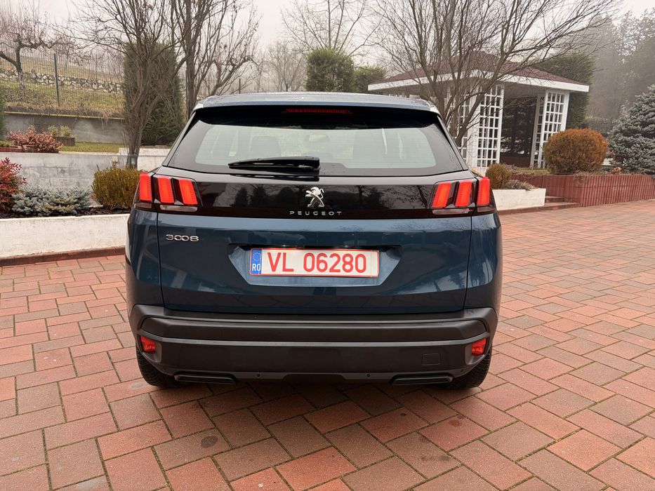 Peugeot 3008/1.5 BLUE HDI/130cp/Automat/2023