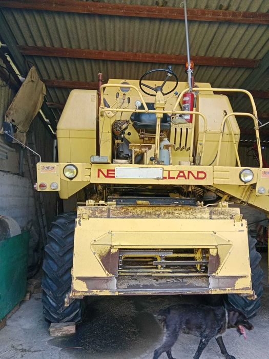 Combina New Holland Clayson