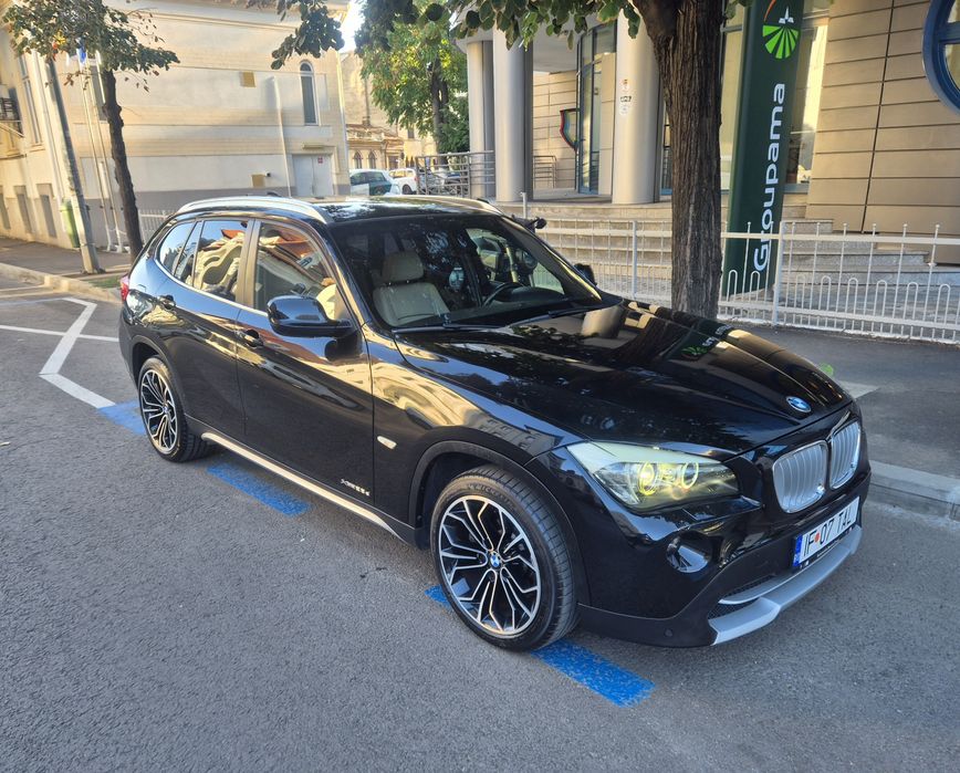 Vand Bmw X1 2.3D Xdrive Automata, Navigatie.