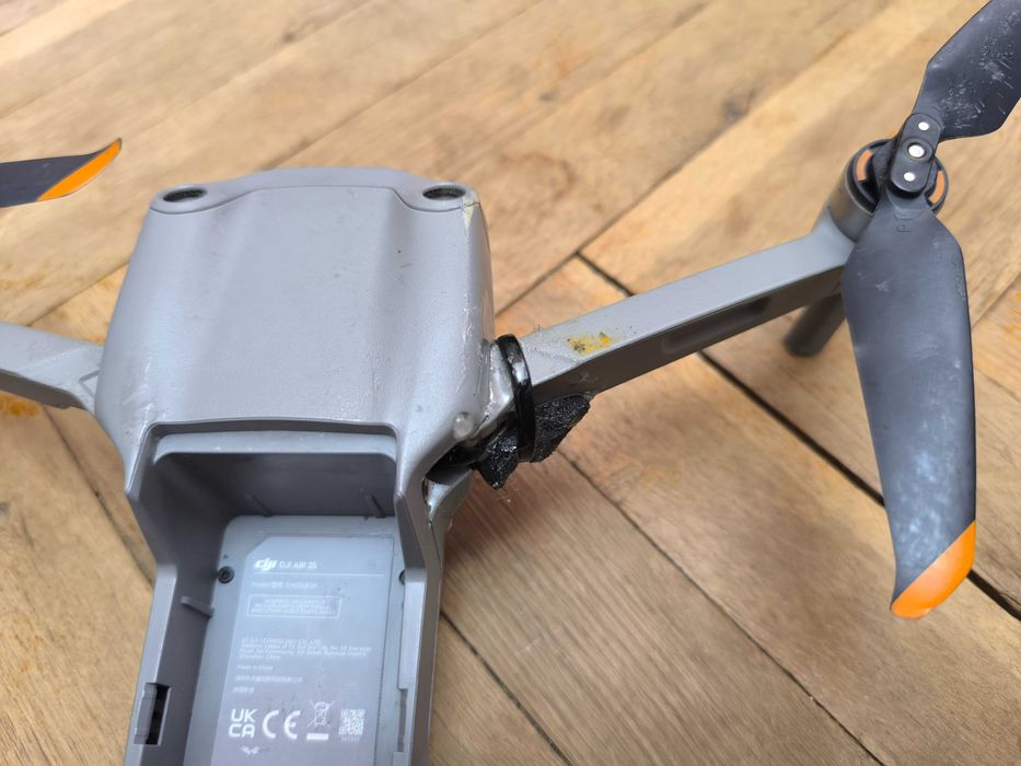 Дрон DJI Air 2S цял или на части + батерия.