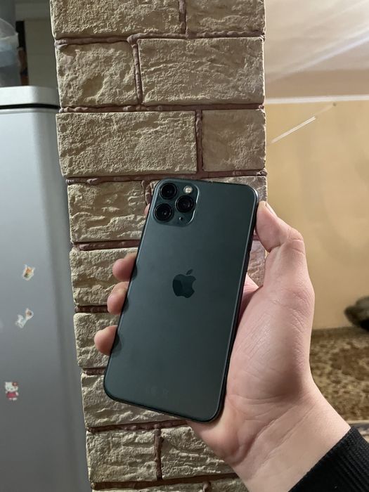 продаю айфон 11 про
