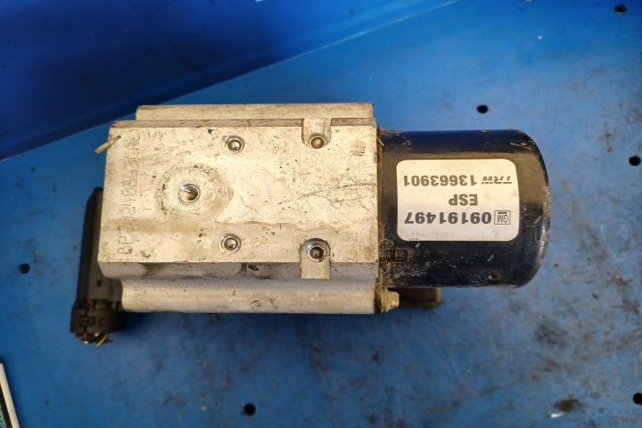 Pompa ABS 13509201 09191497 Opel Vectra C
