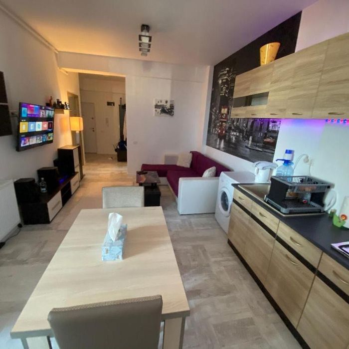 Închiriez apartament termen lung