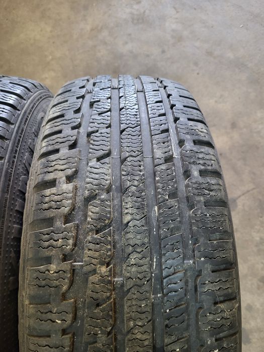 2 anvelope 205 60 R 16 Kumho iarna
