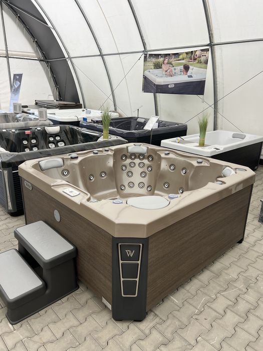 Jacuzzi Wellis Prague Life Deluxe Champagne, 6 persoane, 50 jeturi