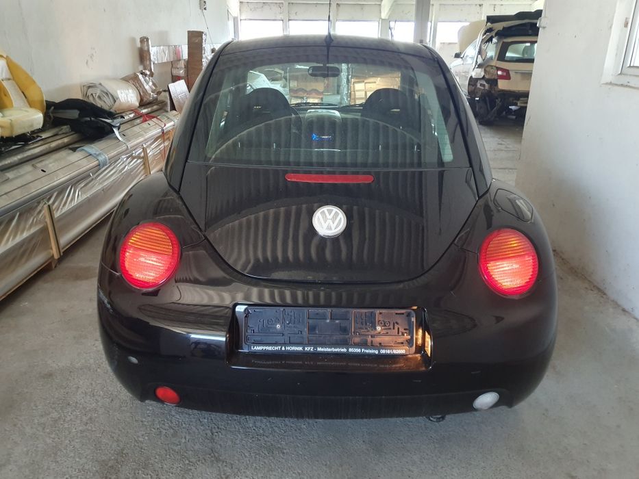 Dezmembrez vând piese pentru vw Beetle  , ALH  , diesel , 2001