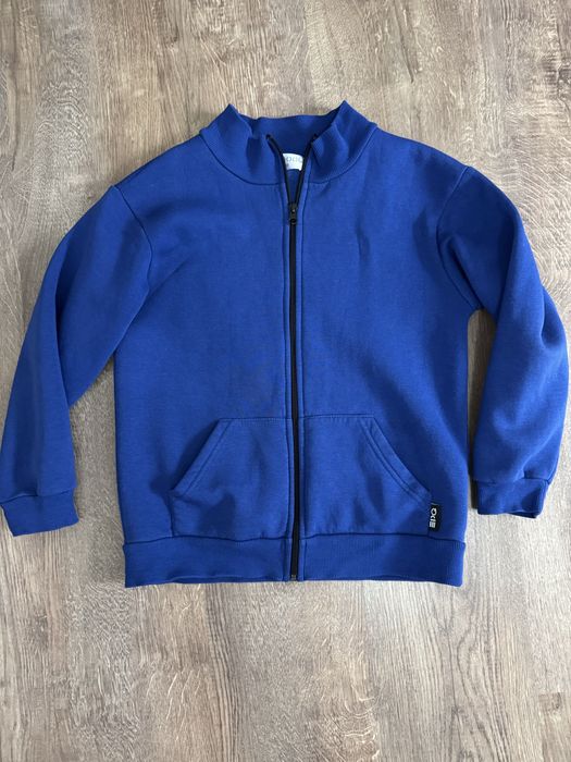 На мальчика 8-9 лет