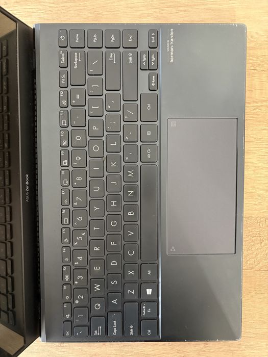 ASUS ZenBook 13 OLED