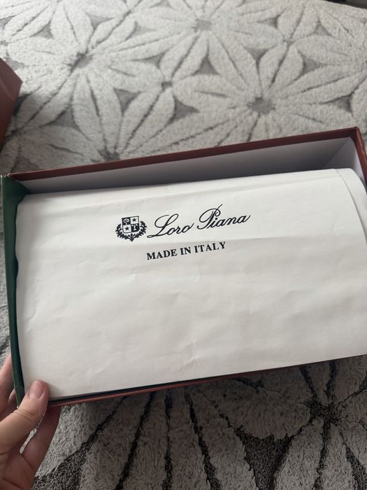 Продам мужская обувь loro piana