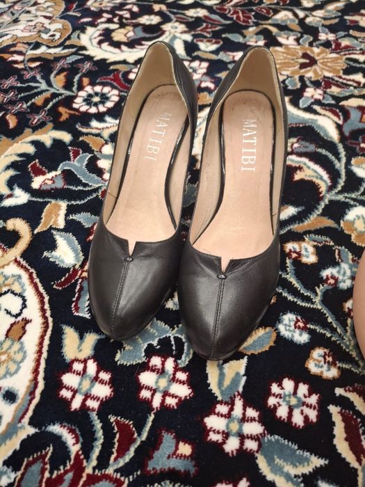 Продам туфли женские