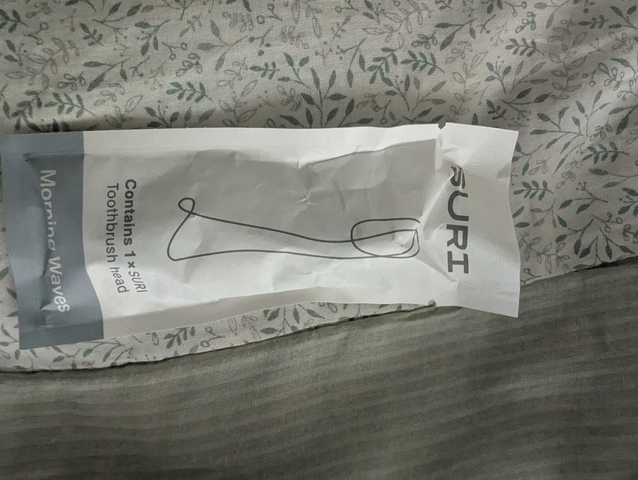 Suri четка за зъби v1