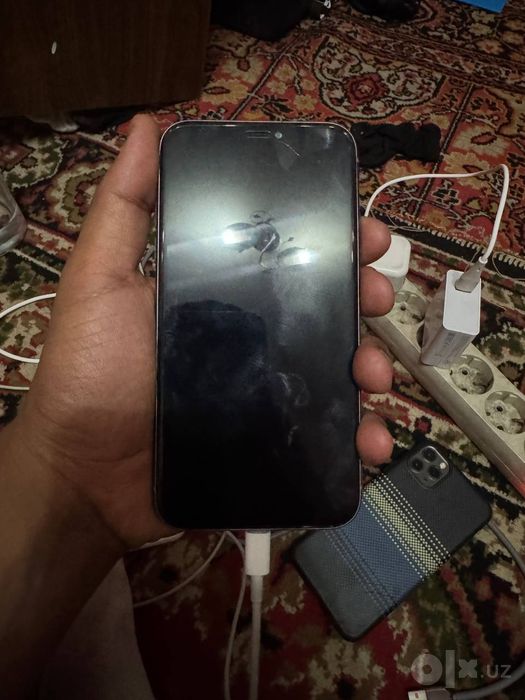 iPhone 11 xotira 64 71 batare idyal karobka dak