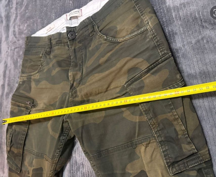 Jack and jones камофлажен панталон