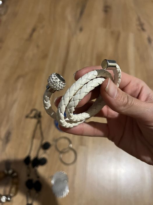 Различни видове бижута