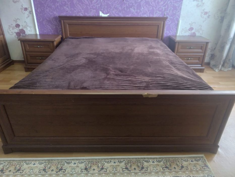 Спальный гарнитур