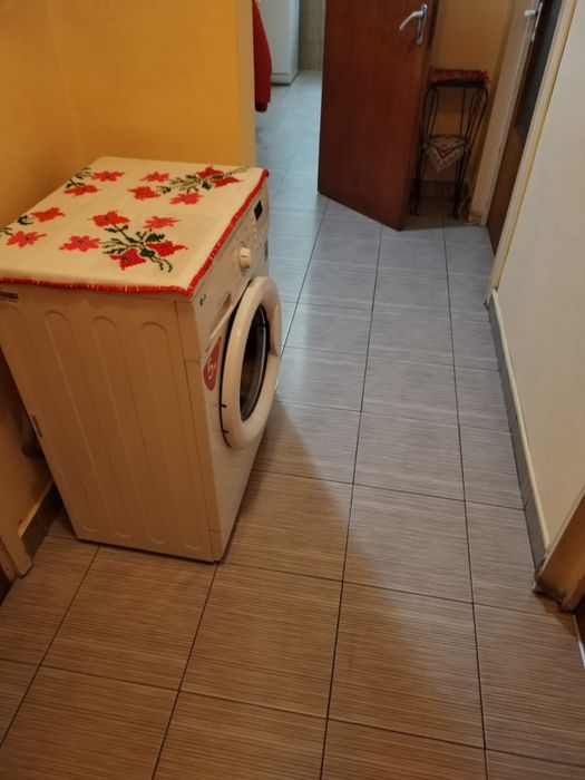 Apartament 3 camere decomandat - zona Brâncoveanu