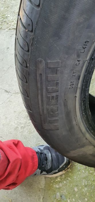 Гуми 2бр 225/60/17 - 1бр 95лв