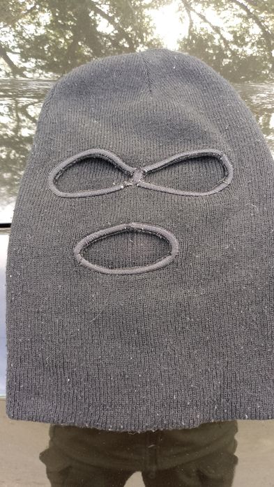 Продам балаклаву, б/у , хорошее состояние.