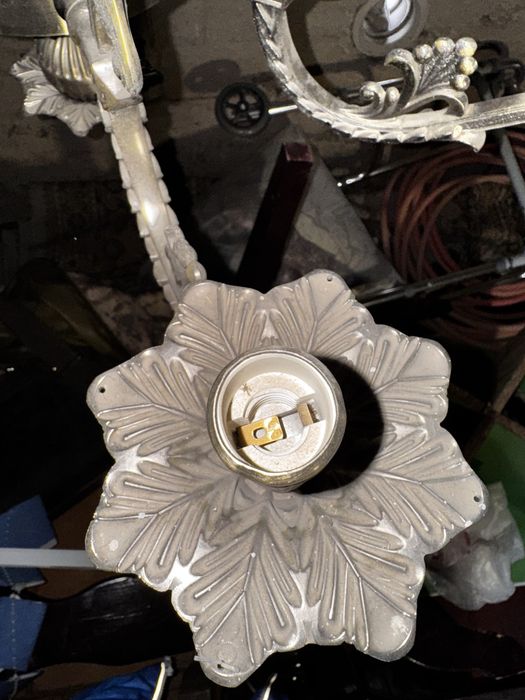 Люстра б/у в хорошем состоянии