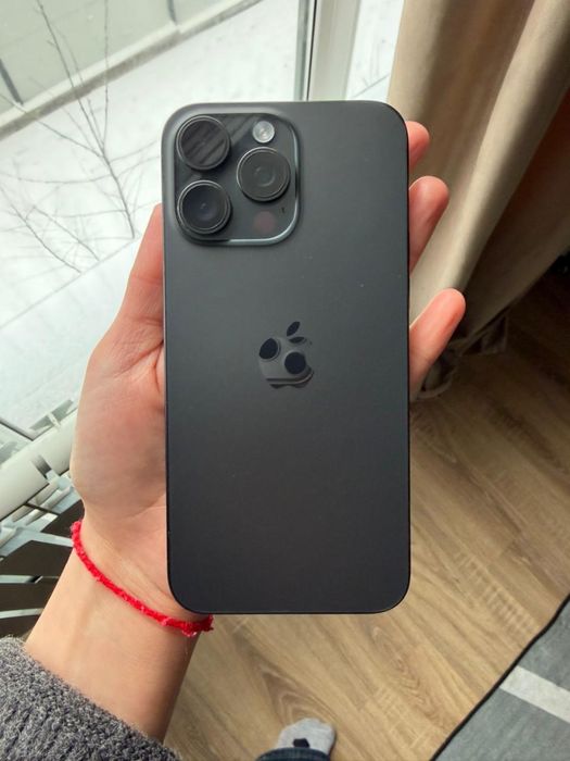 Продам Iphone 15 pro max