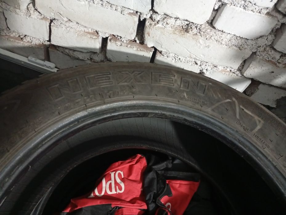 Зимни гуми NEXEN 235/60/18 за SUV