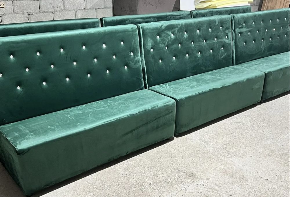Диваны для кафе, магазина, офиса и бара.