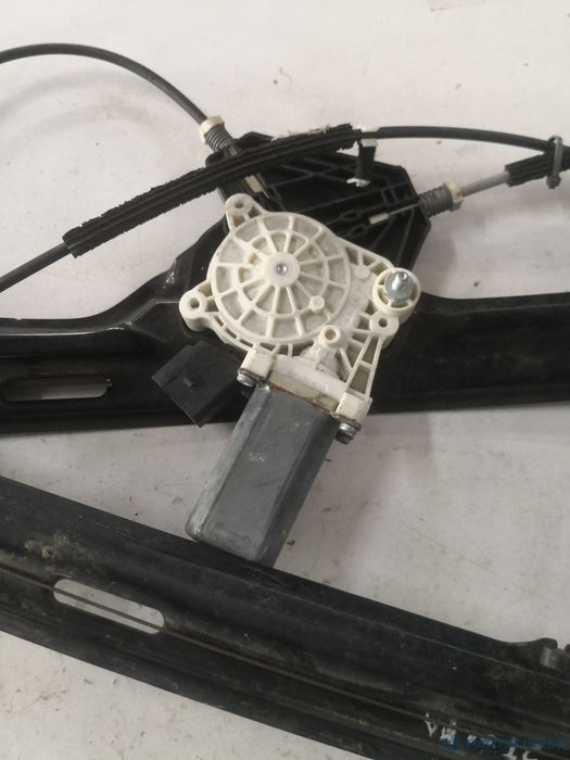 Macara Geam Electric Stanga Fata Bmw X5 Iii (F15, F85) [ 2012 - 2018 ]