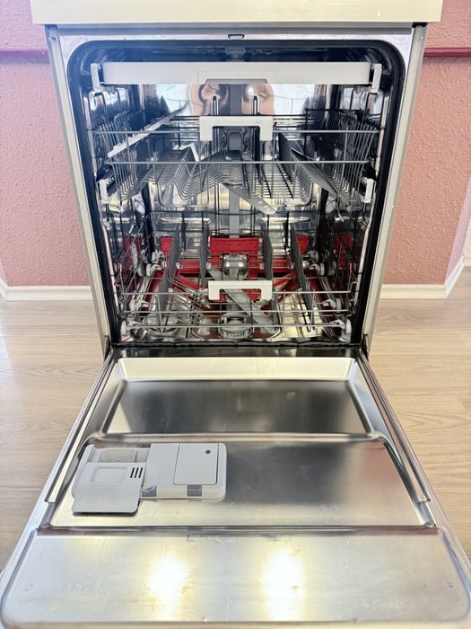 Съдомиална Maytag (части/ремонт)