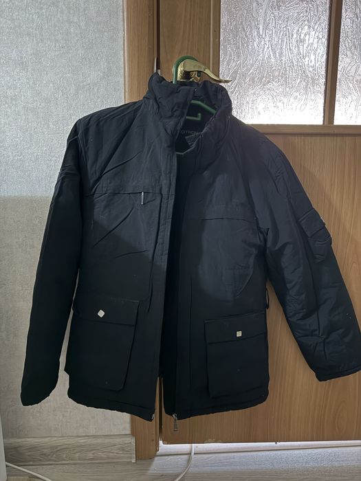 Продаю куртки зимние и осенние