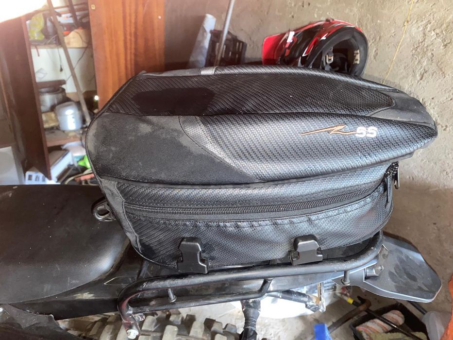 Продам сумку для мотоцикла