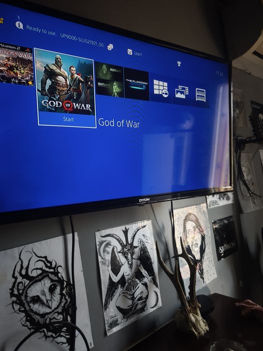Хакнат PlayStation 4 (500GB) + 2 Джойстика + Игри (GoldHEN v9.60)
