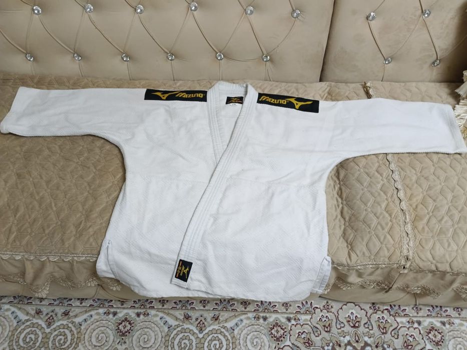 Продам кимоно для дзюдо