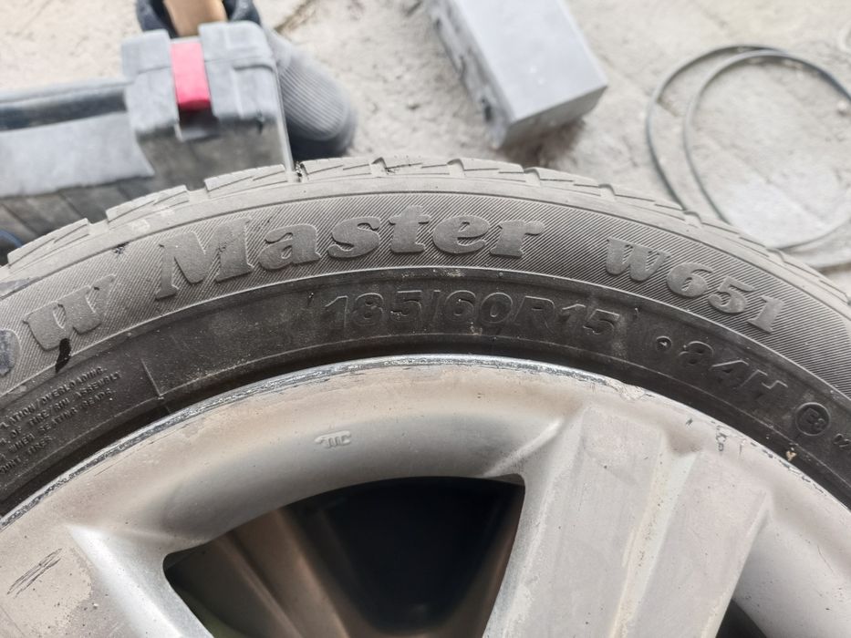 продам шины с дисками