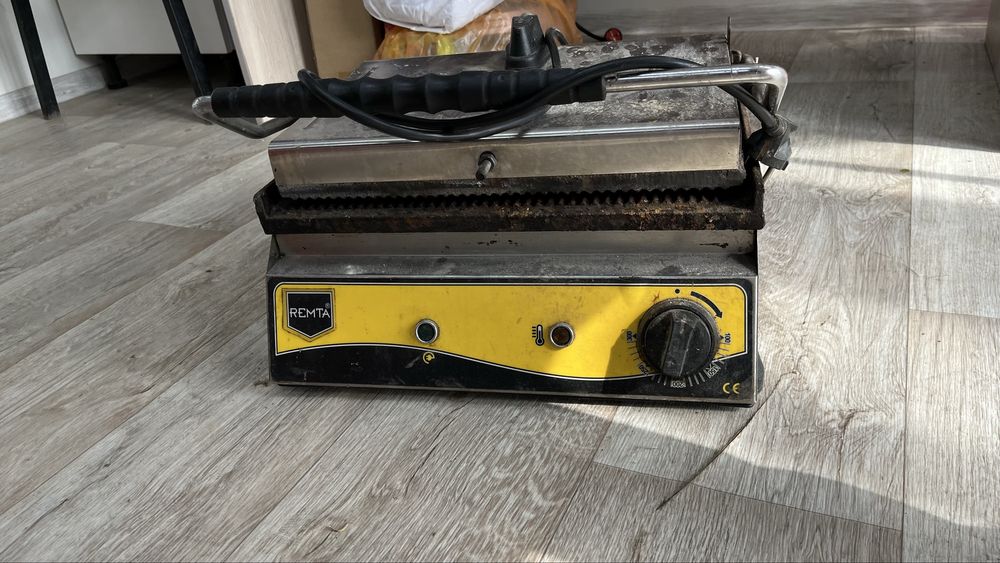 Донер апарат тостер