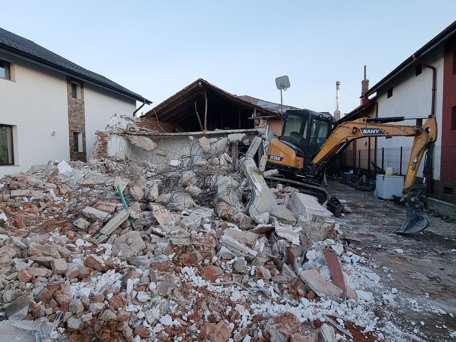 Spargere betoane , Taeri beton , Asfalt ,Piconari