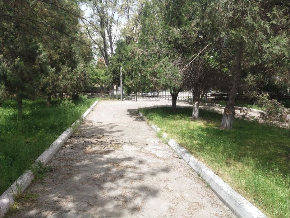 Продается земля под производство 5,5 Га Ангрен