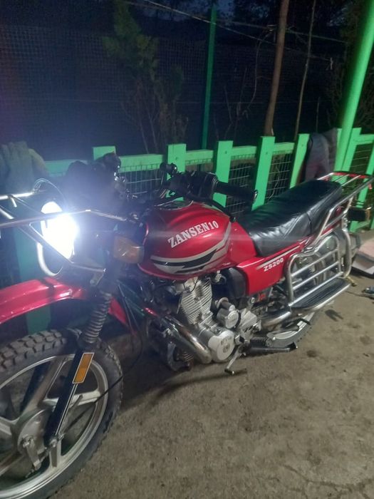 Продам мото 200куб