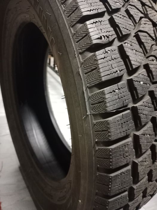 Продам зимние шины